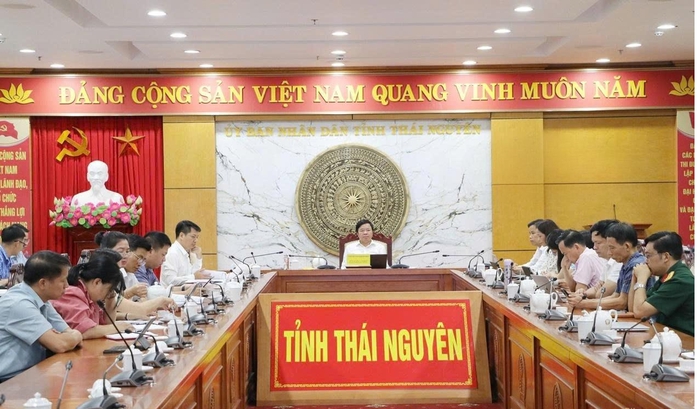 Ông Bùi Văn Lương, Phó Chủ tịch UBND tỉnh dự Hội nghị tại điểm cầu tỉnh Thái Nguyên
