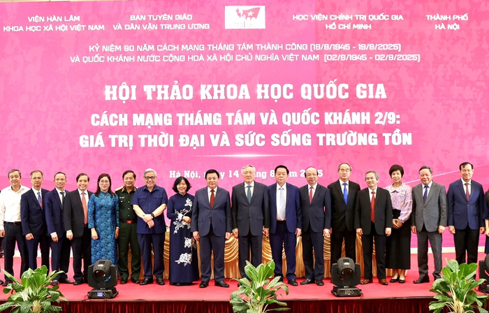 Giá trị thời đại và sức sống trường tồn của Cách mạng Tháng Tám và Quốc khánh 2/9- Ảnh 5.