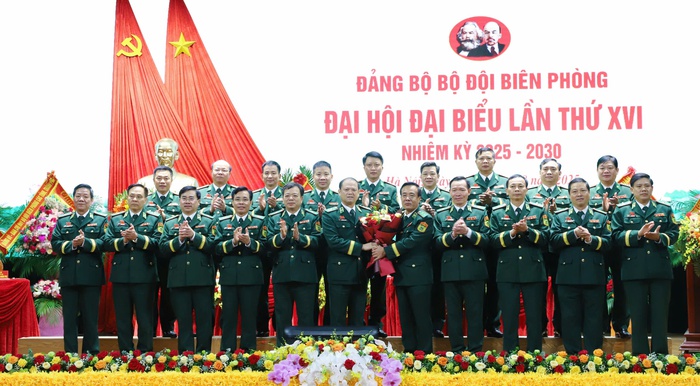 Trung tướng Nguyễn Anh Tuấn được bầu giữ chức Bí thư Đảng ủy Bộ đội Biên phòng- Ảnh 2.