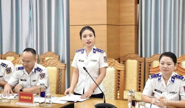 Nữ sĩ quan Cảnh sát biển Việt Nam đầu tiên nhận nhiệm vụ tại IFC- Ảnh 1.