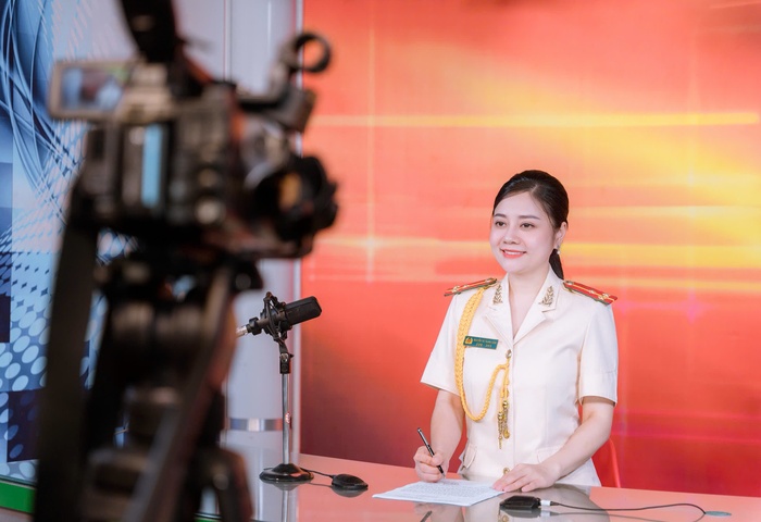 Nữ đại úy Công an và hành trình gieo yêu thương qua tiếng hát- Ảnh 2.
