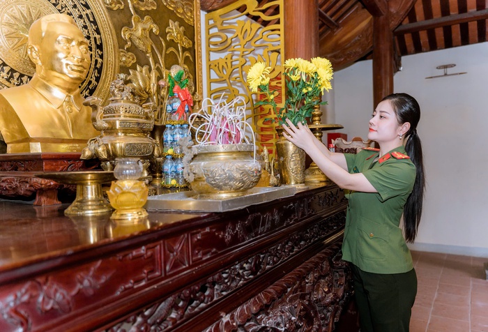 Nữ đại úy Công an và hành trình gieo yêu thương qua tiếng hát- Ảnh 3.