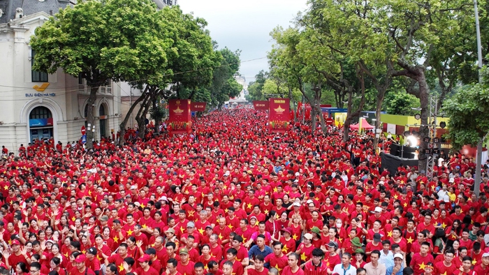 Hơn 1 triệu người đi bộ trong Lễ phát động "Cùng Việt Nam tiến bước"- Ảnh 2.