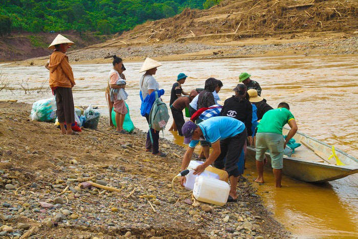 Bản Thái cổ Yên Hòa tan hoang sau lũ dữ, cuộc sống người dân gặp muôn vàn khó khăn- Ảnh 7. Bản Thái cổ Yên Hòa tan hoang sau lũ dữ, cuộc sống người dân gặp muôn vàn khó khăn- Ảnh 7.