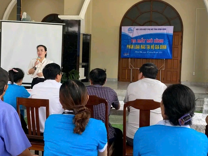 Phụ nữ xã An Nhơn Tây: Nhiều cách làm sáng tạo trong việc xây dựng nông thôn mới- Ảnh 4.
