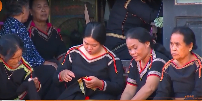 Tăng cường truyền thông chính sách cho phụ nữ dân tộc thiểu số ở Tây Nguyên- Ảnh 4.