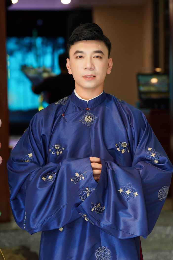 Ca sĩ Lê Việt Anh