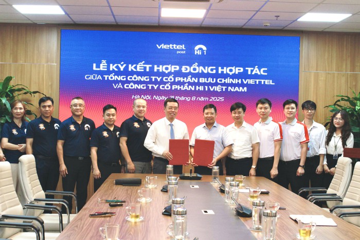 Hi1 - sàn TMĐT F2C tiên phong 'bắt tay' Viettel Post để tạo lợi thế kép công nghệ - logistics- Ảnh 1. Hi1 - sàn TMĐT F2C tiên phong 'bắt tay' Viettel Post để tạo lợi thế kép công nghệ - logistics- Ảnh 1.