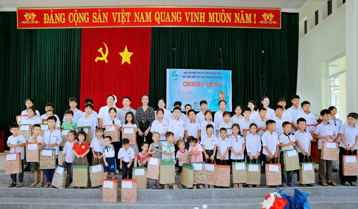 Thanh Hoá: Hội LHPN các cấp thi đua sôi nổi chào mừng Đại hội Đảng bộ- Ảnh 5. Thanh Hoá: Hội LHPN các cấp thi đua sôi nổi chào mừng Đại hội Đảng bộ- Ảnh 5.