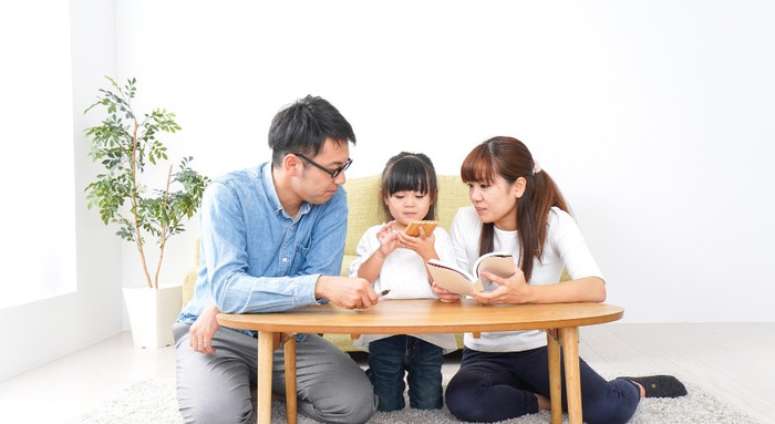Giáo dục tài chính là điều mà cha mẹ nên dạy con từ nhỏ Giáo dục tài chính là điều mà cha mẹ nên dạy con từ nhỏ