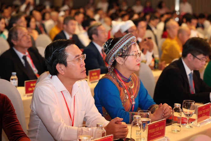 Chủ tịch nước và Thủ tướng gặp mặt đại biểu tiêu biểu đại diện các tầng lớp Nhân dân- Ảnh 5. Chủ tịch nước và Thủ tướng gặp mặt đại biểu tiêu biểu đại diện các tầng lớp Nhân dân- Ảnh 5.