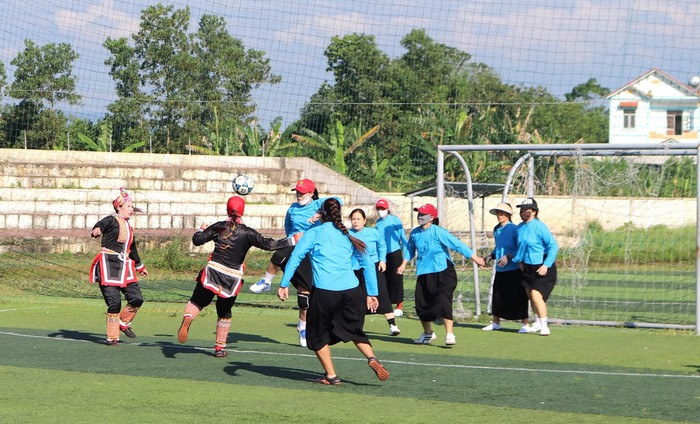 Sinh hoạt nghệ thuật, thể thao giúp hội viên, phụ nữ phát huy bản sắc văn hóa dân tộc- Ảnh 2.