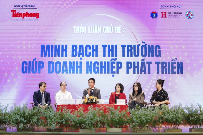 Bệnh nhân nhập viện do mỹ phẩm không rõ nguồn gốc ngày càng tăng- Ảnh 1. Bệnh nhân nhập viện do mỹ phẩm không rõ nguồn gốc ngày càng tăng- Ảnh 1.