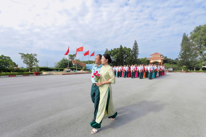 Vợ chồng quân nhân và niềm tự hào khi cùng tham gia nhiệm vụ A80- Ảnh 2. Vợ chồng quân nhân và niềm tự hào khi cùng tham gia nhiệm vụ A80- Ảnh 2.