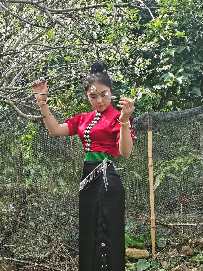 Vẻ ngoài hiền dịu, nữ tính của các nữ võ sĩ MMA- Ảnh 7. Vẻ ngoài hiền dịu, nữ tính của các nữ võ sĩ MMA- Ảnh 7.