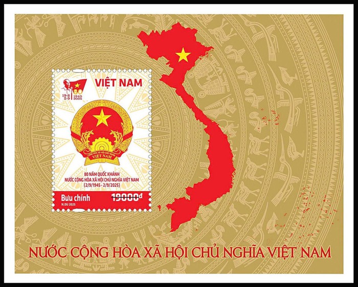 Phát hành đặc biệt bộ tem Kỷ niệm 80 năm Quốc khánh nước - Ảnh 1.