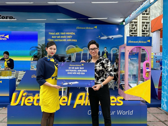 Vietravel Airlines tham gia Triển lãm Thành tựu đất nước nhân kỷ niệm 80 năm Quốc khánh- Ảnh 1.