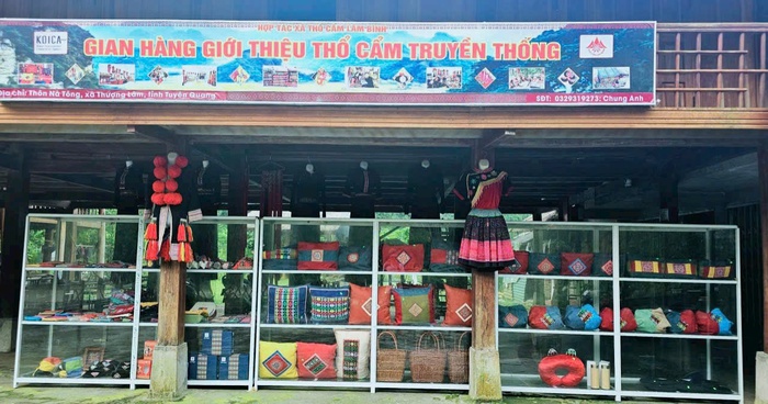 Học nghề giúp phụ nữ vùng cao tăng thu nhập, góp phần xây dựng nông thôn mới- Ảnh 3.