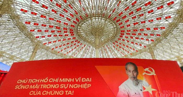 Phát triển văn hóa Việt Nam trong kỷ nguyên mới - Ảnh 1. Phát triển văn hóa Việt Nam trong kỷ nguyên mới - Ảnh 1.