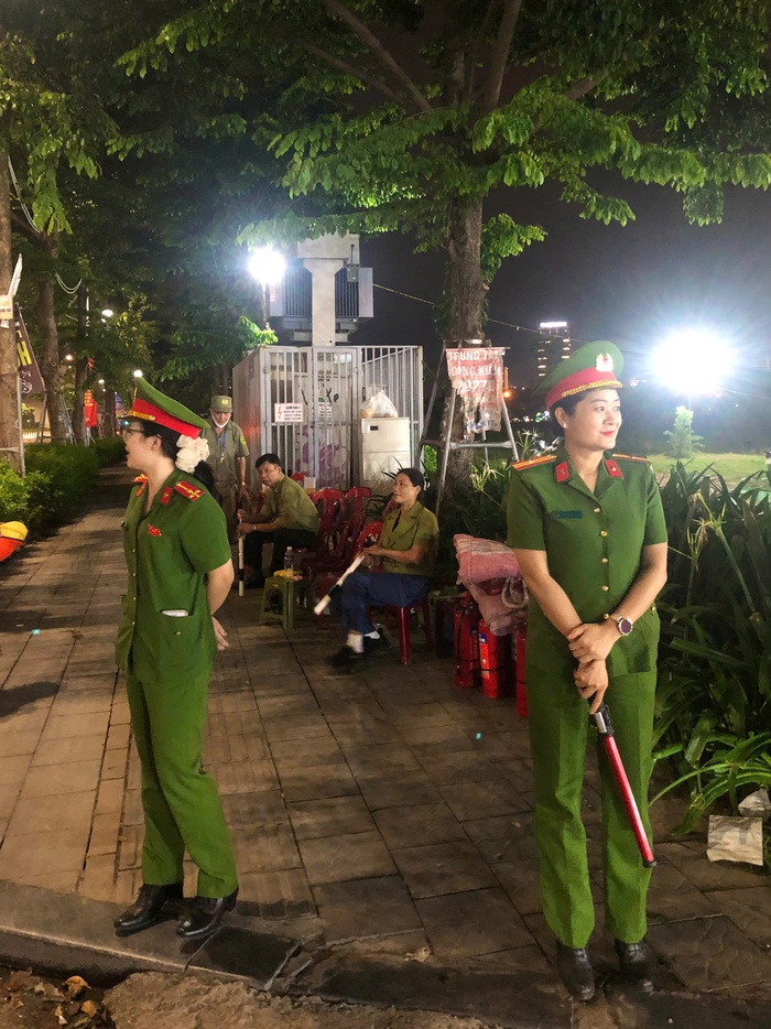 Nữ chiến sĩ Công an Thủ đô tham gia giữ an ninh trật tự sơ duyệt diễu binh, diễu hành - Ảnh 4. Nữ chiến sĩ Công an Thủ đô tham gia giữ an ninh trật tự sơ duyệt diễu binh, diễu hành - Ảnh 4.