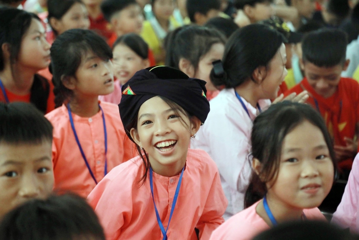 Bộ Chính trị ban hành Nghị quyết về đột phá phát triển giáo dục và đào tạo- Ảnh 2. Bộ Chính trị ban hành Nghị quyết về đột phá phát triển giáo dục và đào tạo- Ảnh 2.
