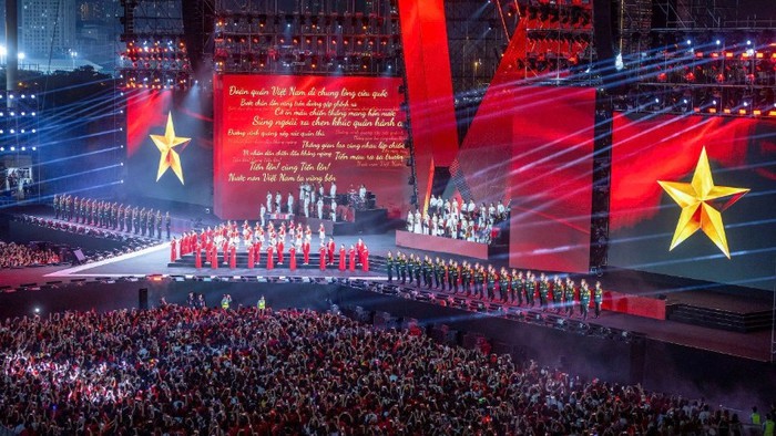 Phát triển văn hóa Việt Nam trong kỷ nguyên mới - Ảnh 2. Phát triển văn hóa Việt Nam trong kỷ nguyên mới - Ảnh 2.
