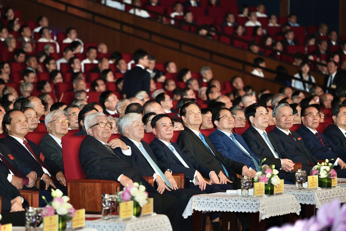 Quốc hội phải "đi cùng thời đại", "đi trước mở đường" ở những lĩnh vực đặc thù- Ảnh 1. Quốc hội phải "đi cùng thời đại", "đi trước mở đường" ở những lĩnh vực đặc thù- Ảnh 1.