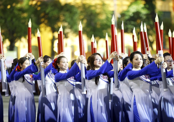Những 'bóng hồng' tại buổi sơ duyệt Lễ kỷ niệm 80 năm Quốc khánh- Ảnh 7. Những 'bóng hồng' tại buổi sơ duyệt Lễ kỷ niệm 80 năm Quốc khánh- Ảnh 7.