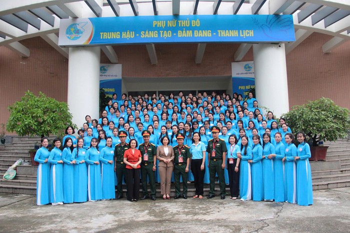 Lãnh đạo Hội LHPN Việt Nam động viên Khối Phụ nữ Việt Nam sơ duyệt diễu binh, diễu hành 2/9- Ảnh 1. Lãnh đạo Hội LHPN Việt Nam động viên Khối Phụ nữ Việt Nam sơ duyệt diễu binh, diễu hành 2/9- Ảnh 1.