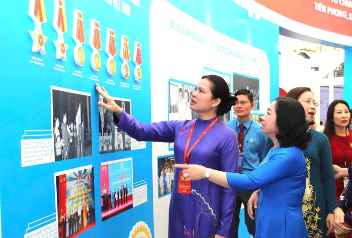 Triển lãm thành tựu đất nước: Khối Mặt trận Tổ quốc cùng kiến tạo và phát triển- Ảnh 3. Triển lãm thành tựu đất nước: Khối Mặt trận Tổ quốc cùng kiến tạo và phát triển- Ảnh 3.