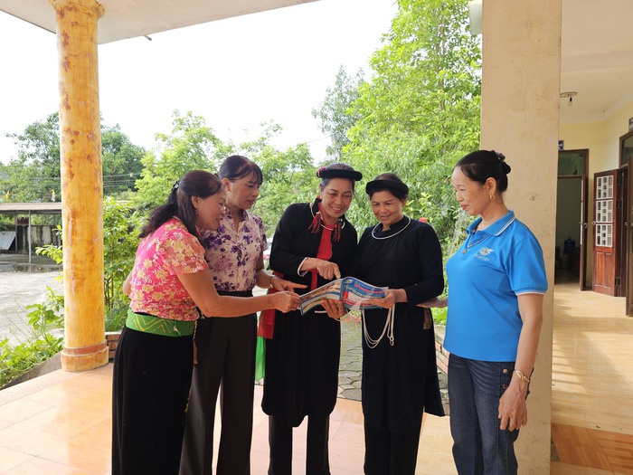 Từ tảo hôn đến bình đẳng trong mái nhà- Ảnh 2.