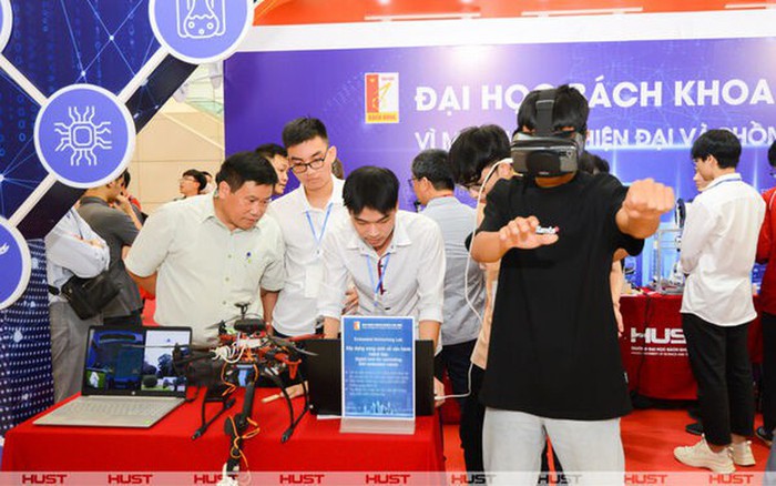 Mức vốn vay với HSSV, học viên thạc sĩ, nghiên cứu sinh học các ngành khoa học, công nghệ, kỹ thuật và toán- Ảnh 1.