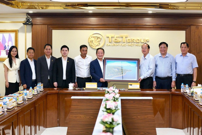 T&T Group đề xuất nghiên cứu đầu tư nhiều dự án chiến lược, đột phá tại Cà Mau
- Ảnh 1.