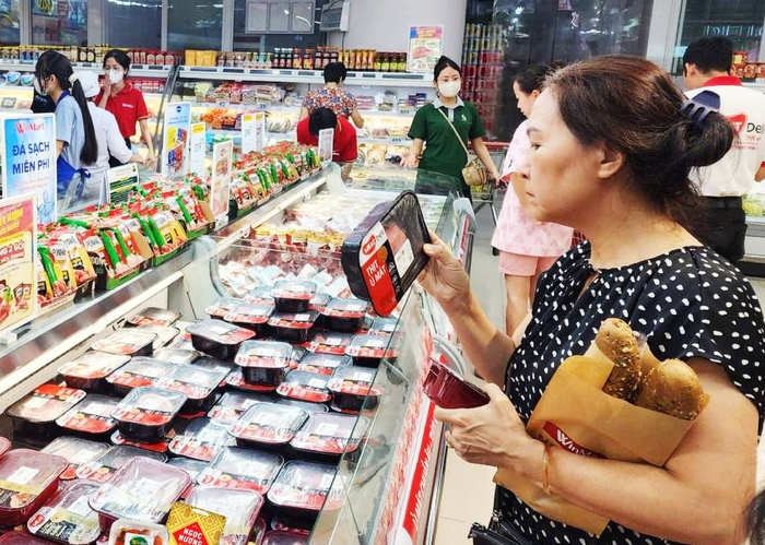 Hàng ngàn siêu thị tung loạt ưu đãi "khủng", tôn vinh hàng Việt chào mừng Quốc khánh 2/9- Ảnh 3. Hàng ngàn siêu thị tung loạt ưu đãi "khủng", tôn vinh hàng Việt chào mừng Quốc khánh 2/9- Ảnh 3.