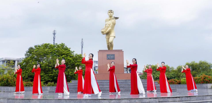 Gia Lai: Các cấp Hội phụ nữ tích cực tập luyện đồng diễn dân vũ toàn quốc- Ảnh 3. Gia Lai: Các cấp Hội phụ nữ tích cực tập luyện đồng diễn dân vũ toàn quốc- Ảnh 3.