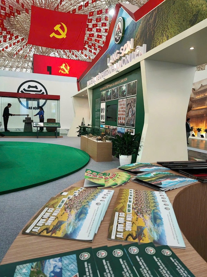 Lạng Sơn tham gia Triển lãm thành tựu đất nước với chủ đề "80 năm hành trình vươn lên"- Ảnh 2. Lạng Sơn tham gia Triển lãm thành tựu đất nước với chủ đề "80 năm hành trình vươn lên"- Ảnh 2.