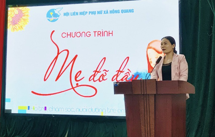 Hưng Yên: Hội LHPN xã Hồng Quang trao kinh phí đỡ đầu 64 trẻ em mồ côi trước thềm năm học mới- Ảnh 2. Hưng Yên: Hội LHPN xã Hồng Quang trao kinh phí đỡ đầu 64 trẻ em mồ côi trước thềm năm học mới- Ảnh 2.