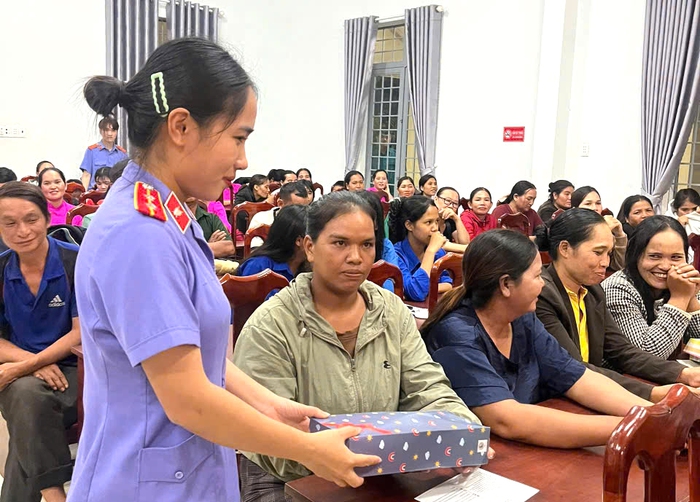 Đắk Lắk: "Không để nhịp công tác Hội bị ngắt quãng dù chỉ một ngày"- Ảnh 3. Đắk Lắk: "Không để nhịp công tác Hội bị ngắt quãng dù chỉ một ngày"- Ảnh 3.