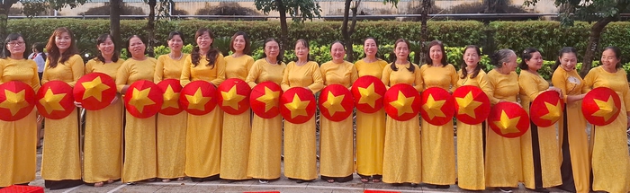 Hội LHPN phường Phú Lợi phát động "Ngày toàn dân đưa trẻ tới trường" và đồng diễn dân vũ- Ảnh 1. Hội LHPN phường Phú Lợi phát động "Ngày toàn dân đưa trẻ tới trường" và đồng diễn dân vũ- Ảnh 1.