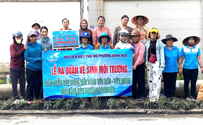 Hội LHPN Bình Hoà (TPHCM) duy trì thực hiện cuộc vận động “xây dựng gia đình 5 không 3 sạch”- Ảnh 1. Hội LHPN Bình Hoà (TPHCM) duy trì thực hiện cuộc vận động “xây dựng gia đình 5 không 3 sạch”- Ảnh 1.