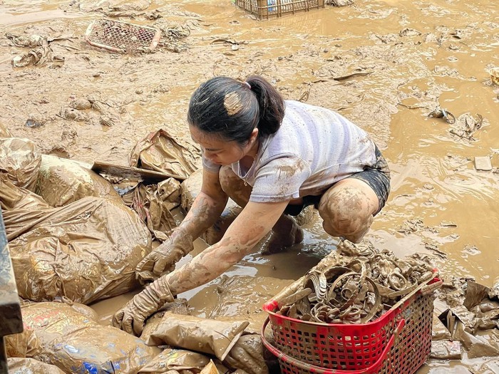 Nghệ An: Xây dựng bến đò phục vụ người dân các bản bị cô lập- Ảnh 2. Nghệ An: Xây dựng bến đò phục vụ người dân các bản bị cô lập- Ảnh 2.