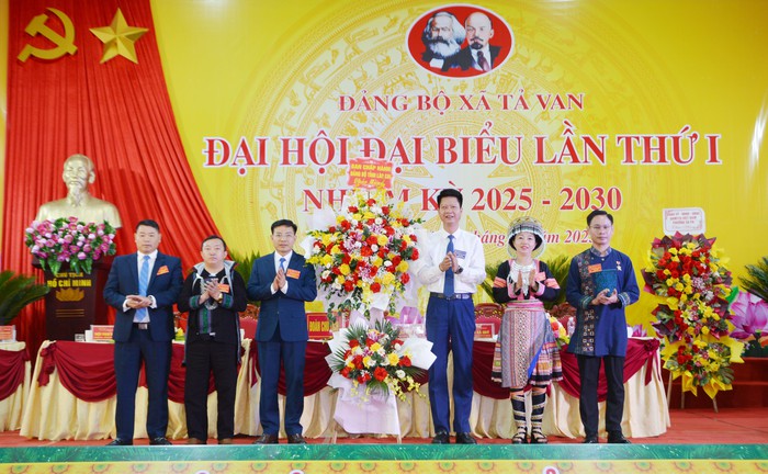 Lào Cai: Đặt mục tiêu xây dựng xã Tả Van đạt chuẩn nông thôn mới- Ảnh 2. Lào Cai: Đặt mục tiêu xây dựng xã Tả Van đạt chuẩn nông thôn mới- Ảnh 2.
