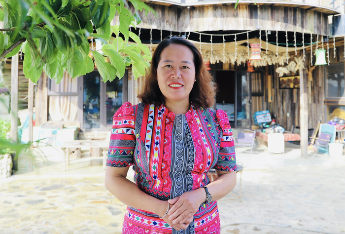“Đồi hoa gọi mây” giữa trời Tà Xùa của phụ nữ Mông hút khách- Ảnh 5. “Đồi hoa gọi mây” giữa trời Tà Xùa của phụ nữ Mông hút khách- Ảnh 5.