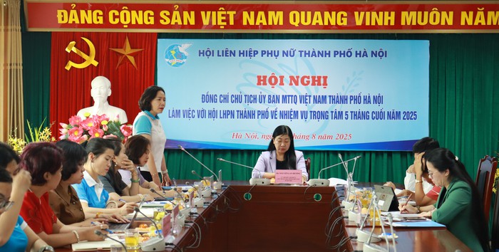Hội LHPN Hà Nội báo cáo một số khó khăn, vướng mắc khi hoạt động Hội theo mô hình mới- Ảnh 1. Hội LHPN Hà Nội báo cáo một số khó khăn, vướng mắc khi hoạt động Hội theo mô hình mới- Ảnh 1.