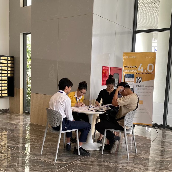 Cường "đô la" cho con trai thử làm nhân viên kinh doanh bất động sản- Ảnh 2.