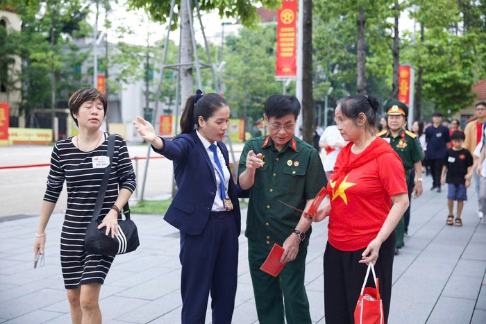 Phụ nữ Bộ Tư lệnh Cảnh vệ quyết tâm bảo vệ an ninh an toàn Quốc khánh 2/9- Ảnh 1. Phụ nữ Bộ Tư lệnh Cảnh vệ quyết tâm bảo vệ an ninh an toàn Quốc khánh 2/9- Ảnh 1.