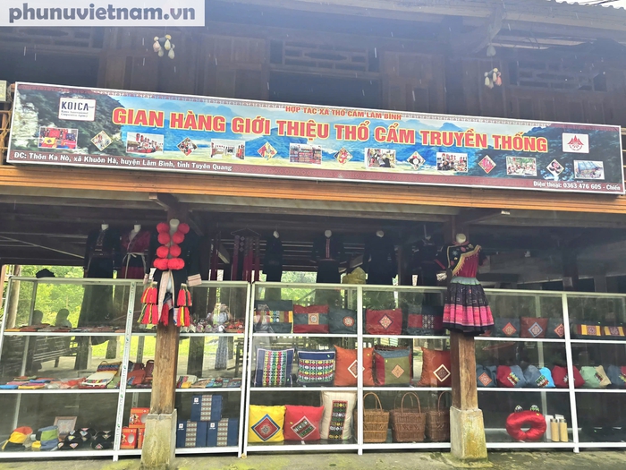 Tiếp sức để phụ nữ miền núi, vùng sâu, vùng xa phát triển và tiêu thụ sản phẩm truyền thống- Ảnh 2.