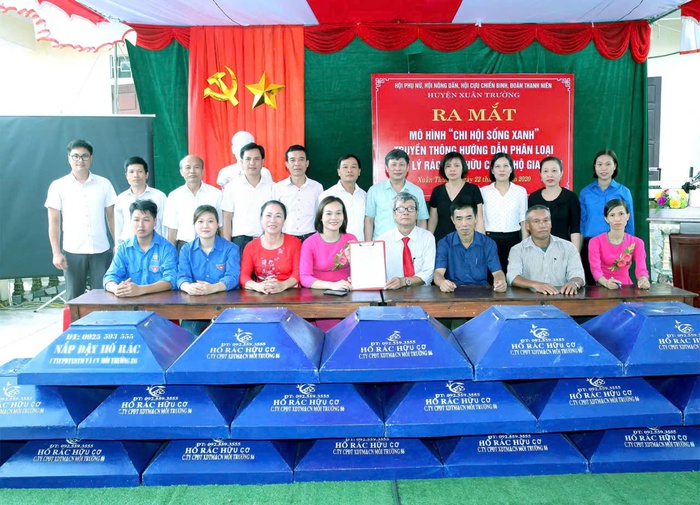 Trưởng thôn kiêm Chi hội trưởng phụ nữ biến khẩu hiệu thành hành động thực chất- Ảnh 4.