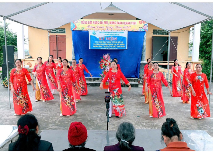 Trưởng thôn kiêm Chi hội trưởng phụ nữ biến khẩu hiệu thành hành động thực chất- Ảnh 3.