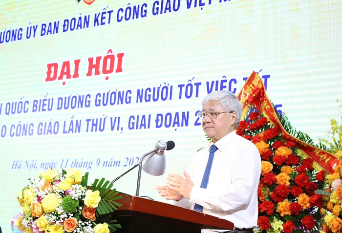 Biểu dương, khen thưởng nhiều điển hình Công giáo Việt Nam tiêu biểu- Ảnh 1.